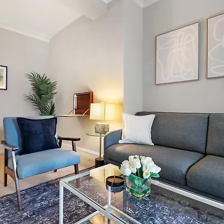 Elegant 1Br Hyde Park Apartment - Windermere 310